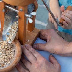 Bedienung der Körnerquetsche