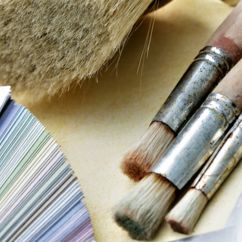 Pinsel und Papier